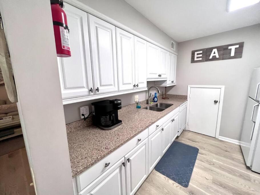 Vila New Pics! Harbour Town 3Br/3Ba - Pool Access - Book Now Hilton Head Island Exteriér fotografie